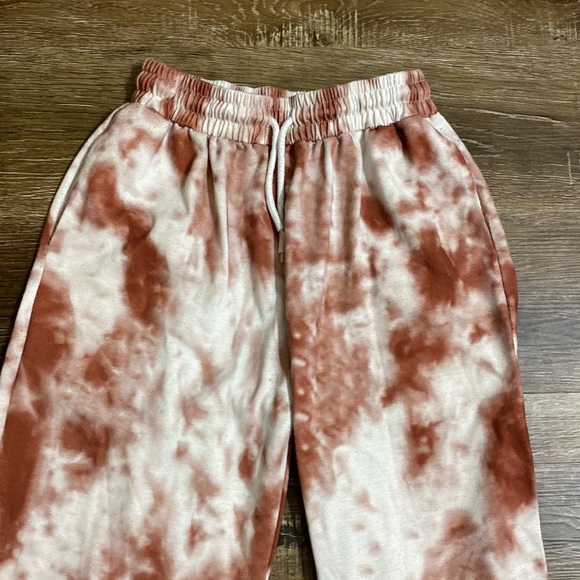 2 Piece Set - Picture 7 of 8